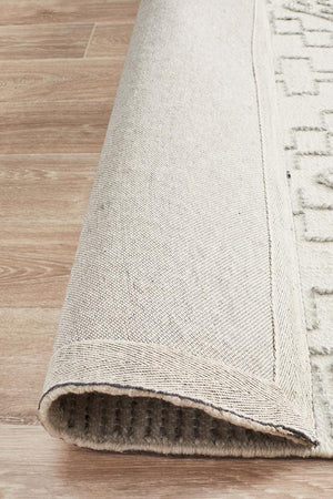 Triv Rug Ivory