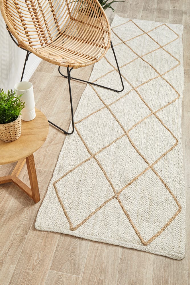 Tulum 222 White Runner Rug