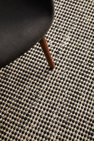 Navia Flat Weave Black Wool Rug