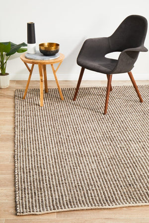 Navia Flat Weave rown Wool Rug