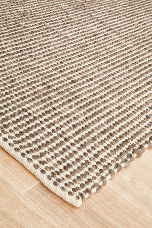 Navia Flat Weave rown Wool Rug